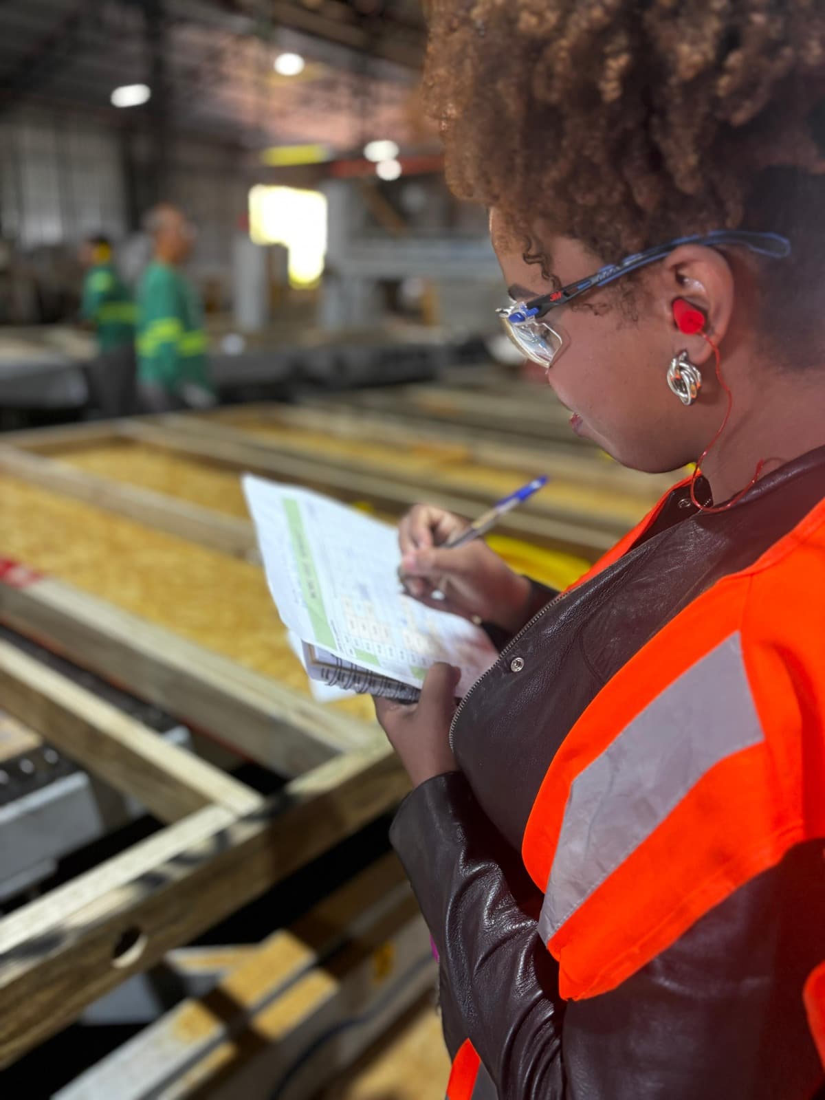 Conferência do projeto executivo na fábrica antes da produção do kit